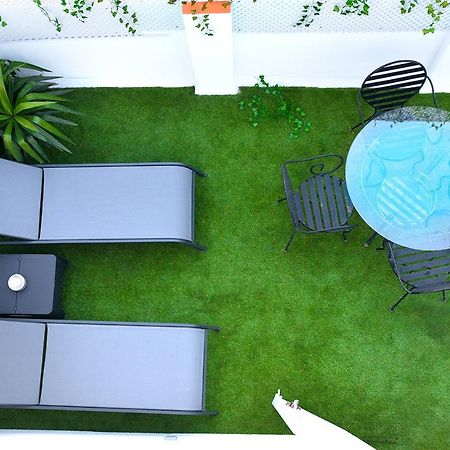 Downtown Apartment With Private Terrace & Jacuzzi Séville Extérieur photo