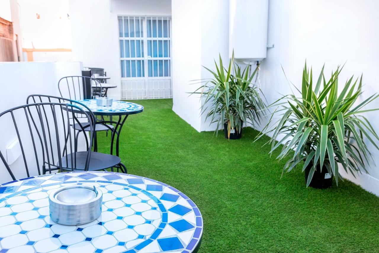 Downtown Apartment With Private Terrace & Jacuzzi Séville Extérieur photo