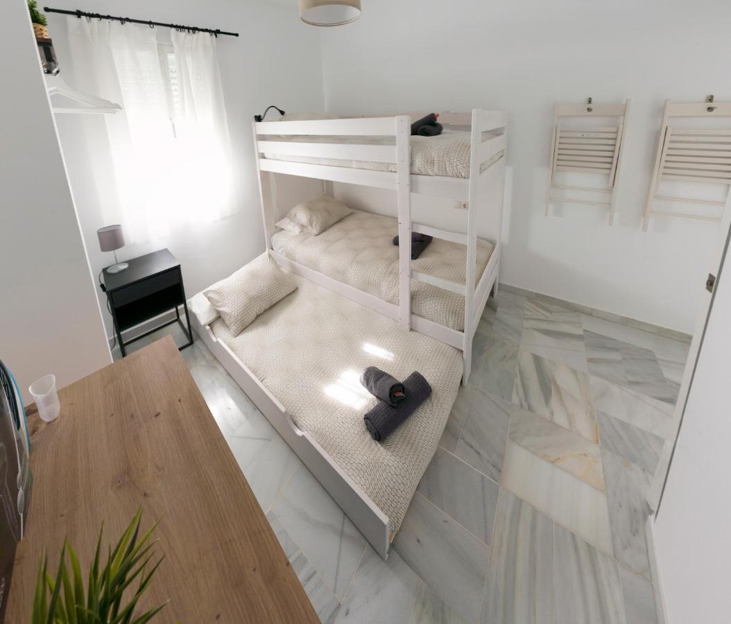 Downtown Apartment With Private Terrace & Jacuzzi Séville Extérieur photo